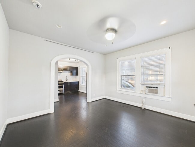 Primary Photo - 605 Enid St