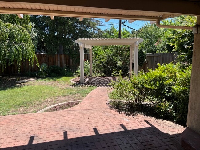 Building Photo - 4781 Rex Ct