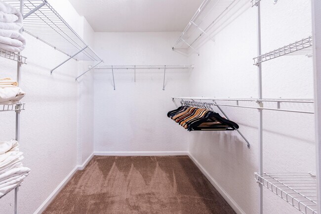 Building Photo - 1000 Spanish River Rd