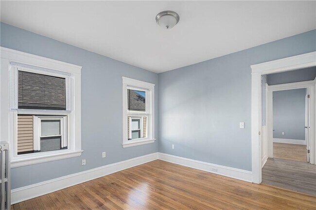 Building Photo - 97 11th St