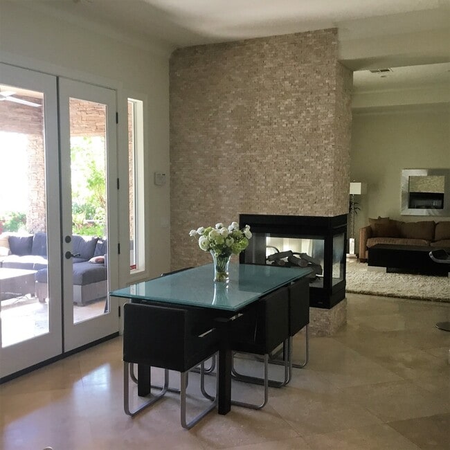 Building Photo - LUXURY LIVING W/ LAS VEGAS STRIP VIEWS!!