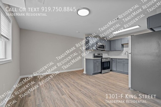 Building Photo - 1301 King St