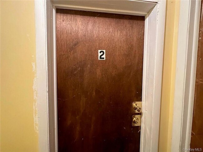 Building Photo - 20 John St