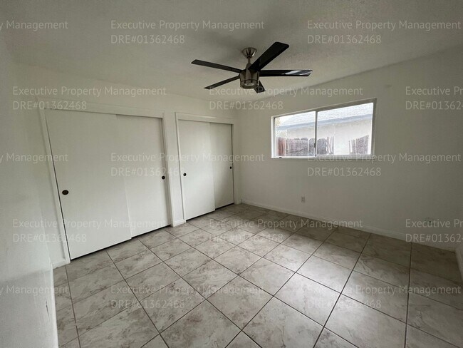 Building Photo - 3 bedroom/ 2 bathroom home located near New Stine Rd/ Wilson Rd