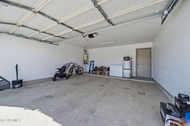 Building Photo - 1181 Summer Rain St