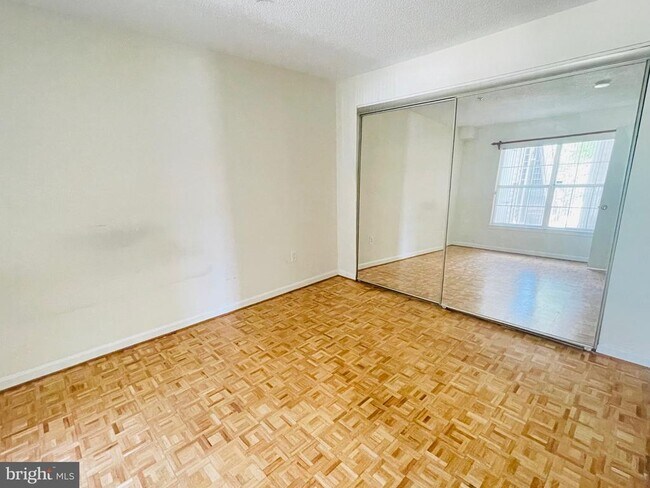 Building Photo - 14229 Bowsprit Ln