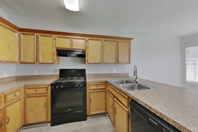 Building Photo - 13311 Danshire Dr