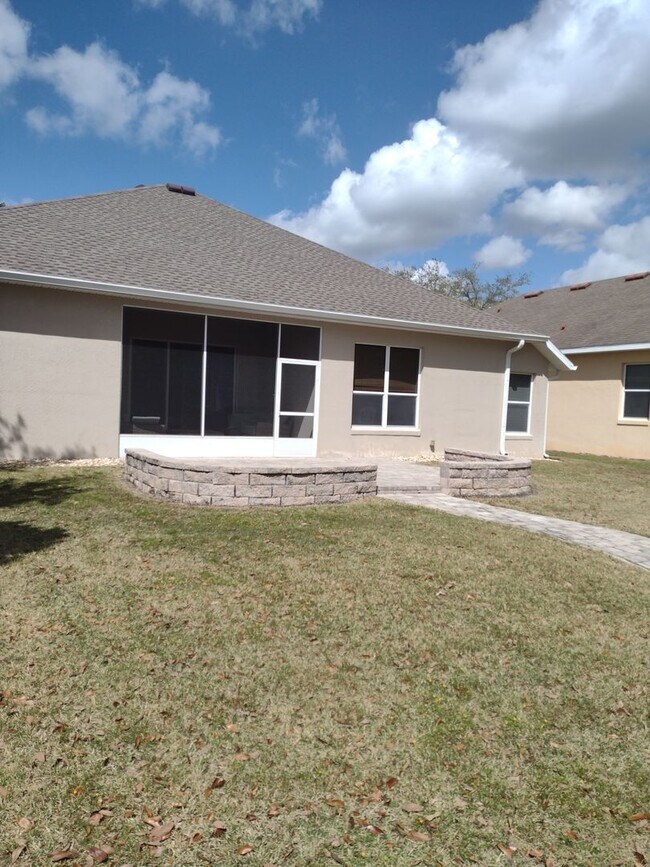 Building Photo - Waterfront Home in Lakes of Mt. Dora