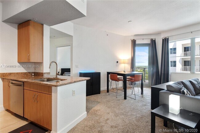 Building Photo - 1830 Radius Dr