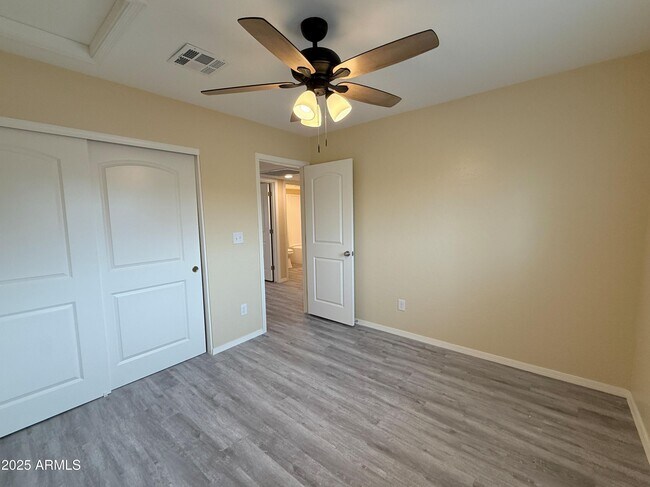 Building Photo - 1848 W Carson Rd