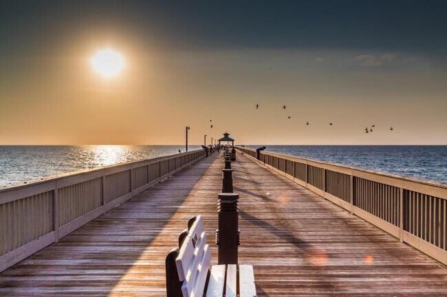 Building Photo - 505 NE 20th Ave