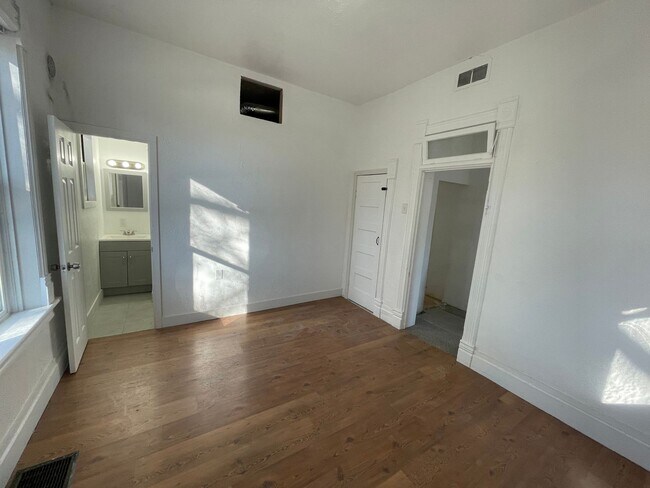 Building Photo - 13224 S Redwood Rd