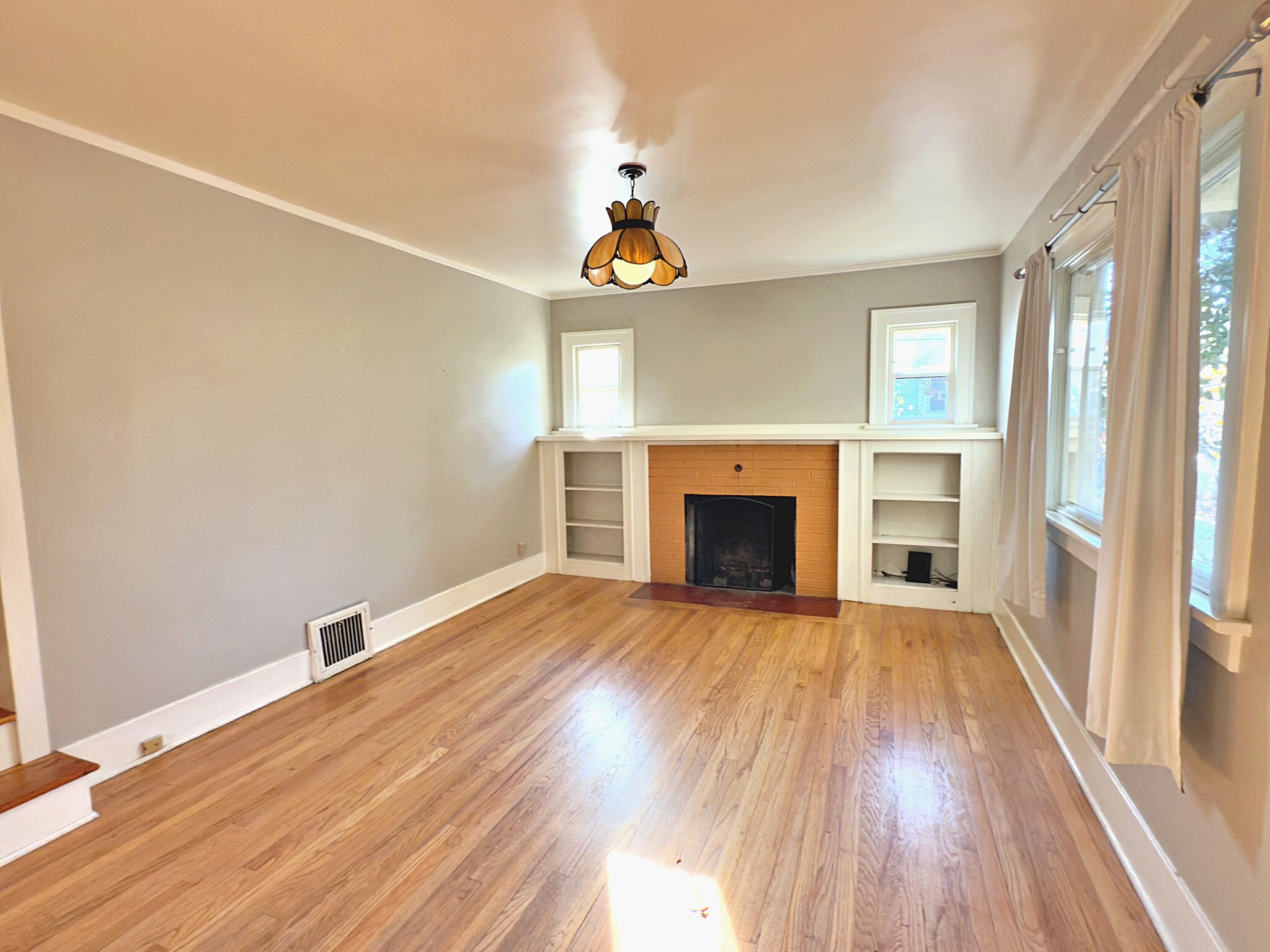 Building Photo - 2534 SE 31st Ave