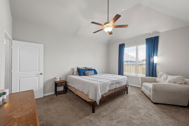 Building Photo - Beautifully Maintained 4-Bedroom Home in Waco with Thoughtful Layout