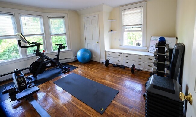 Building Photo - 4 Phillips Rd