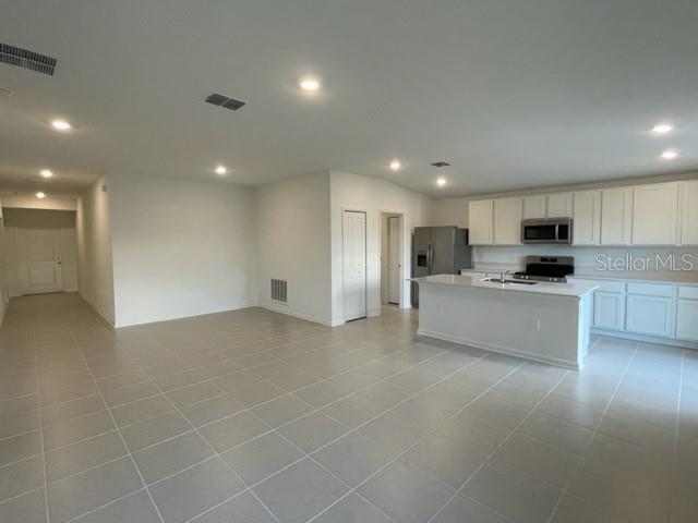 Building Photo - 2216 Rock Dr