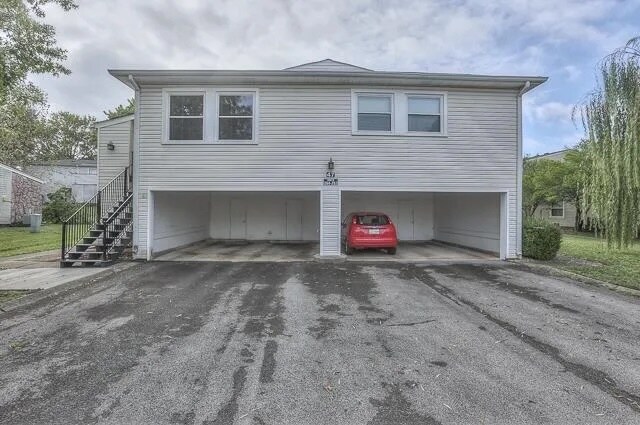 Building Photo - 810 Bellevue Rd