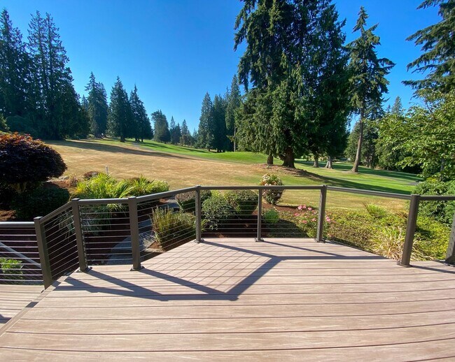 Building Photo - 5Bd/2.5Ba Redmond Home
