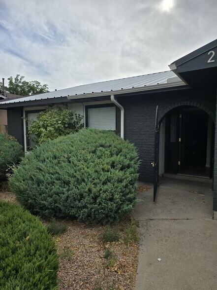 Building Photo - 2717 Los Tretos St NW