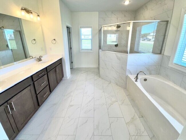 Building Photo - Move In Special! Now Leasing a Spacious 4-...