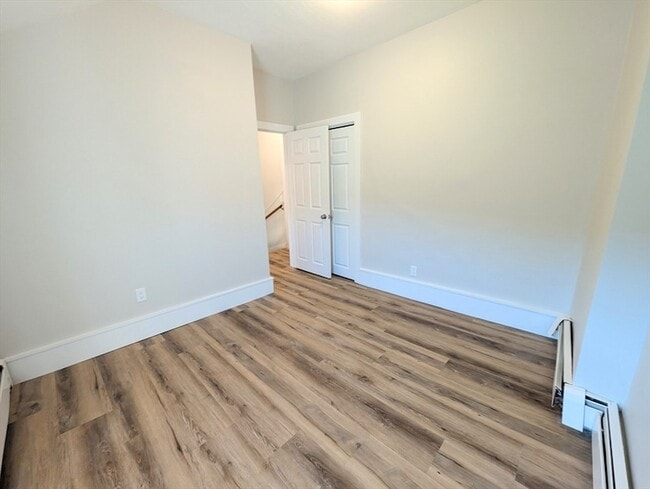 Building Photo - 158 Green