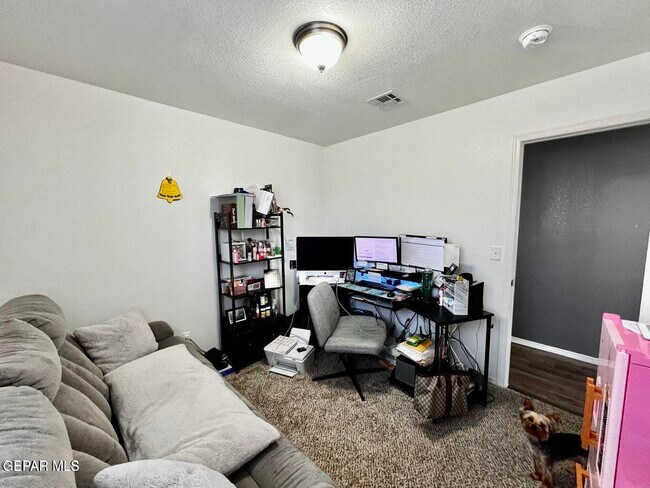 Building Photo - 749 Villa Romero Dr