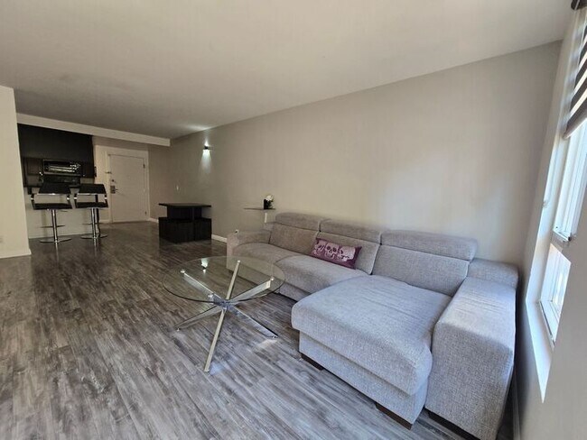 Building Photo - Convenient 2BR/2BA Condo Near SDSU at Campus Walk Condos