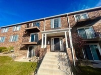 Building Photo - Stunning Condo Unit - 2 Bedroom with Balcony - Hopewell Township