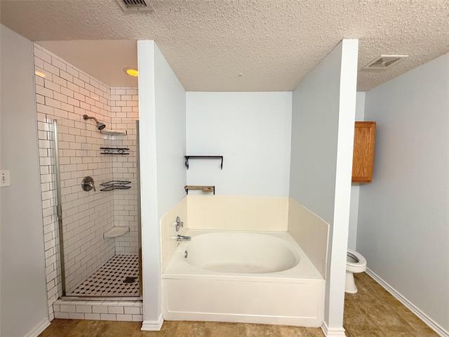 Building Photo - 4275 Cave Cove Ct