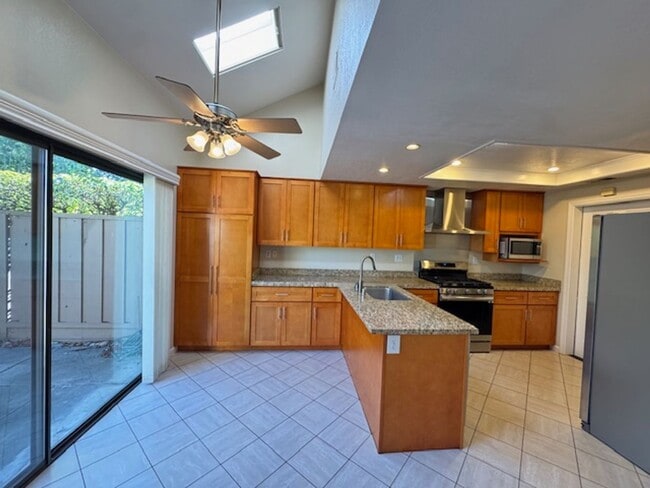 Building Photo - Beautiful updated 2 Story condo in Main Chance Estates w/attached 2 car garage!