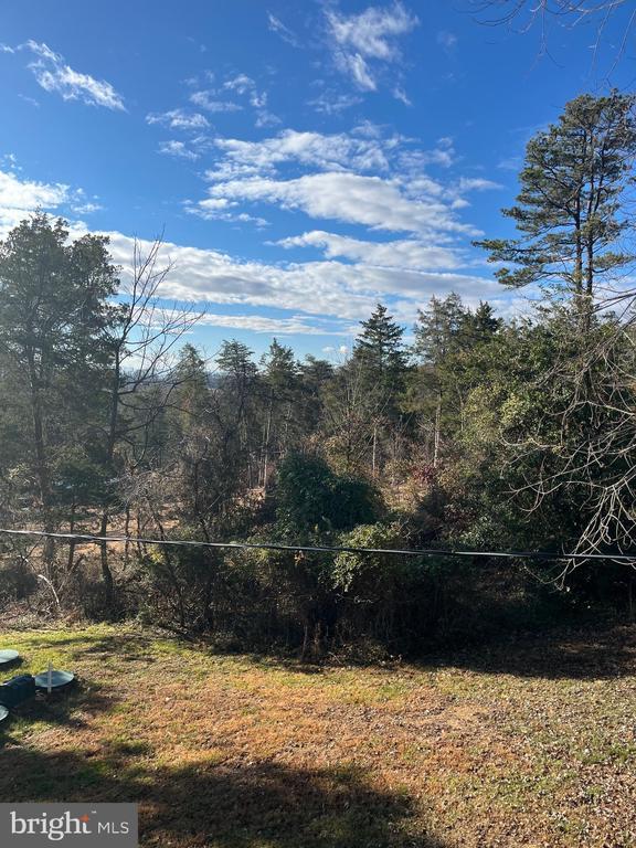 Building Photo - 265 Hill Climb Rd