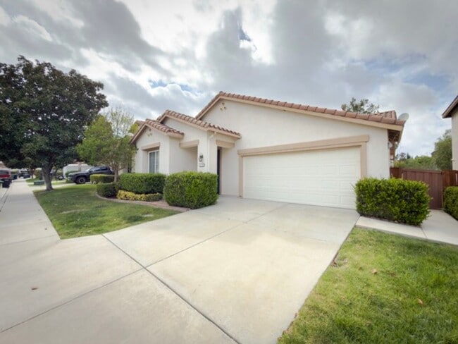 Building Photo - COMING SOON! Cute, Single Story Home For Rent In Temeku Hills!