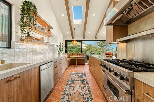 Building Photo - 3627 Willowcrest Ave