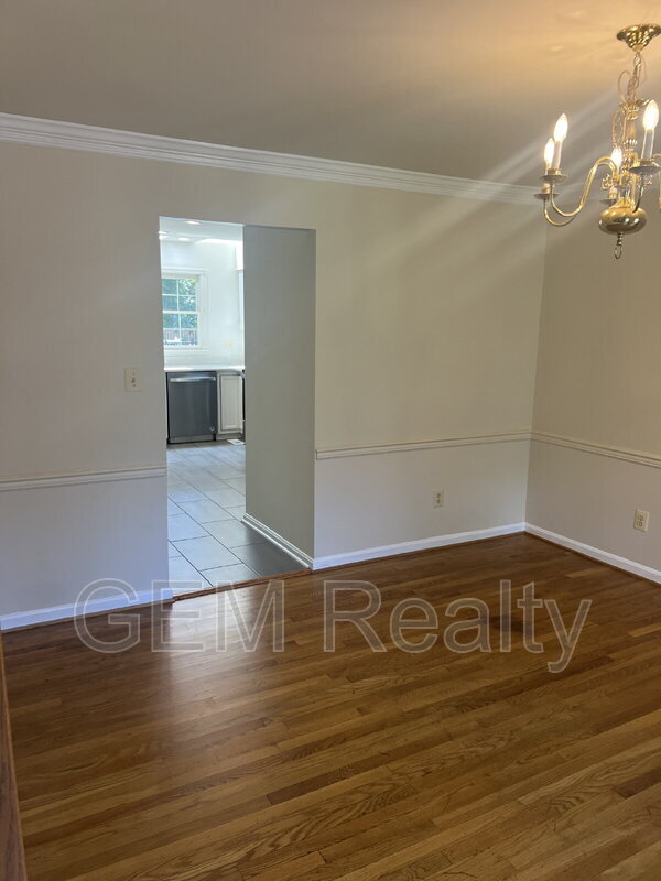Building Photo - 6510 Marsh Ct