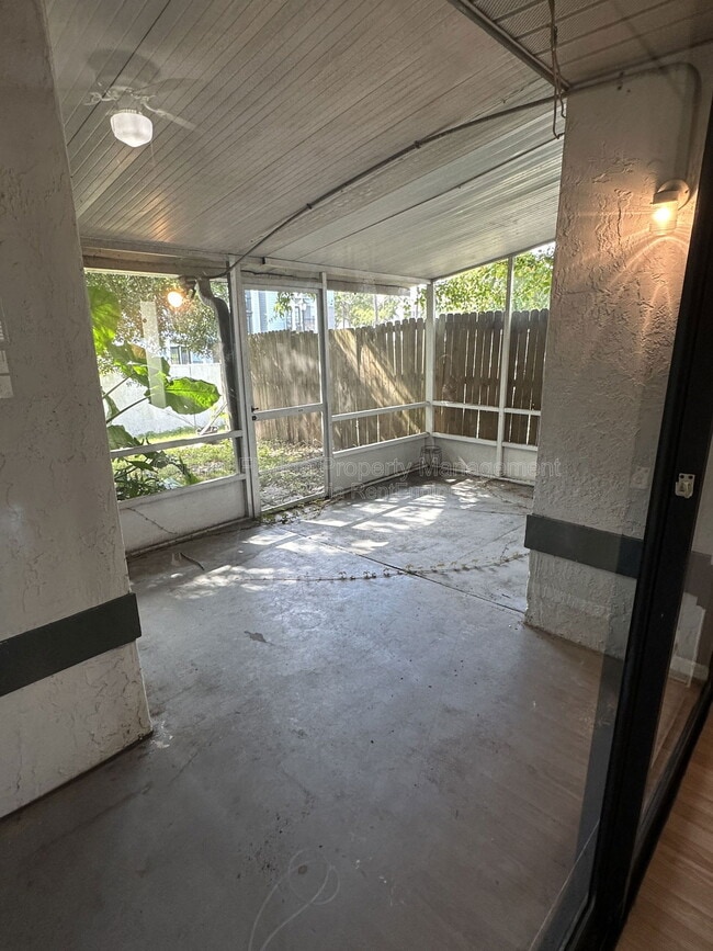 Building Photo - 12114 Graduate Dr