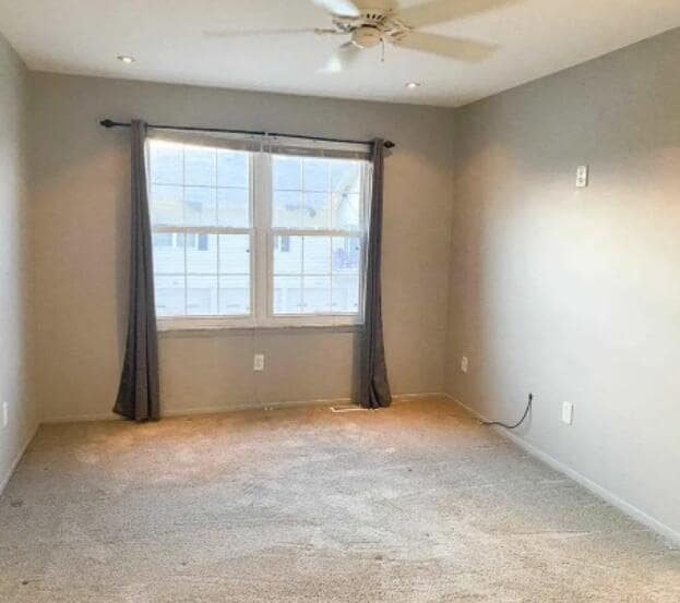 Building Photo - 15877 Cambridge Dr