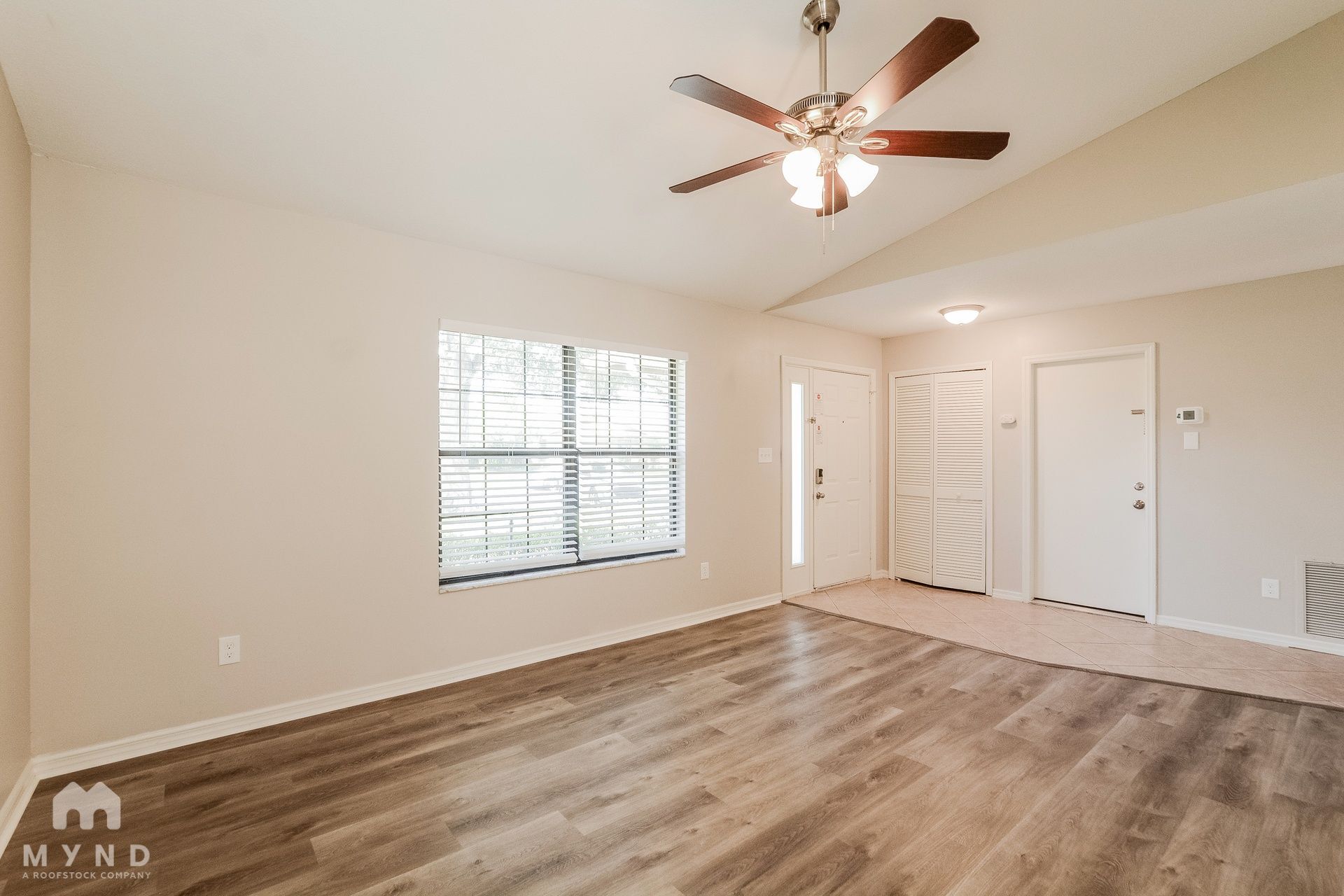 Building Photo - 8712 Grandee Dr