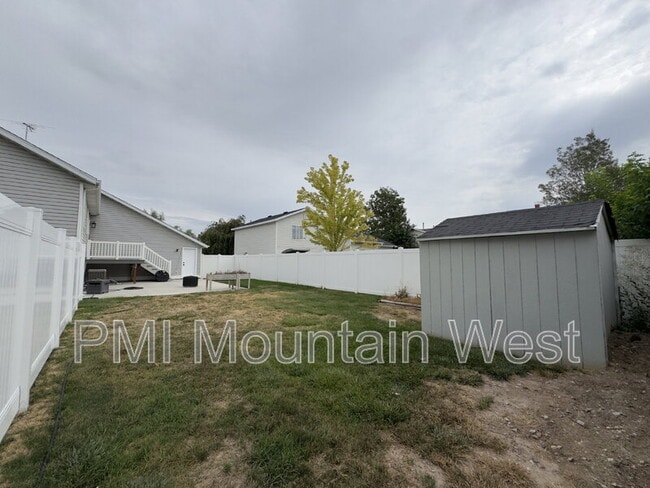 Building Photo - 2419 1850 N St