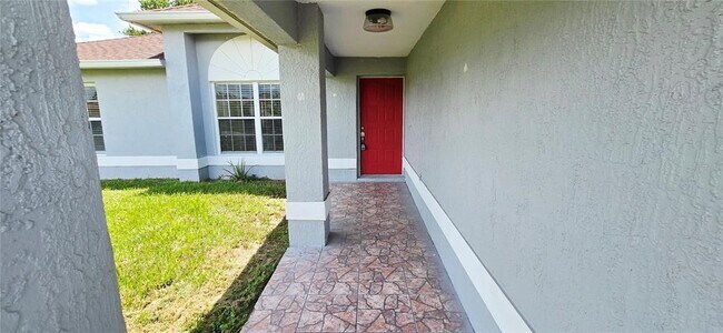 Building Photo - 3175 Victoria Dr