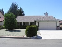 Building Photo - Spring Valley Lake Community Home