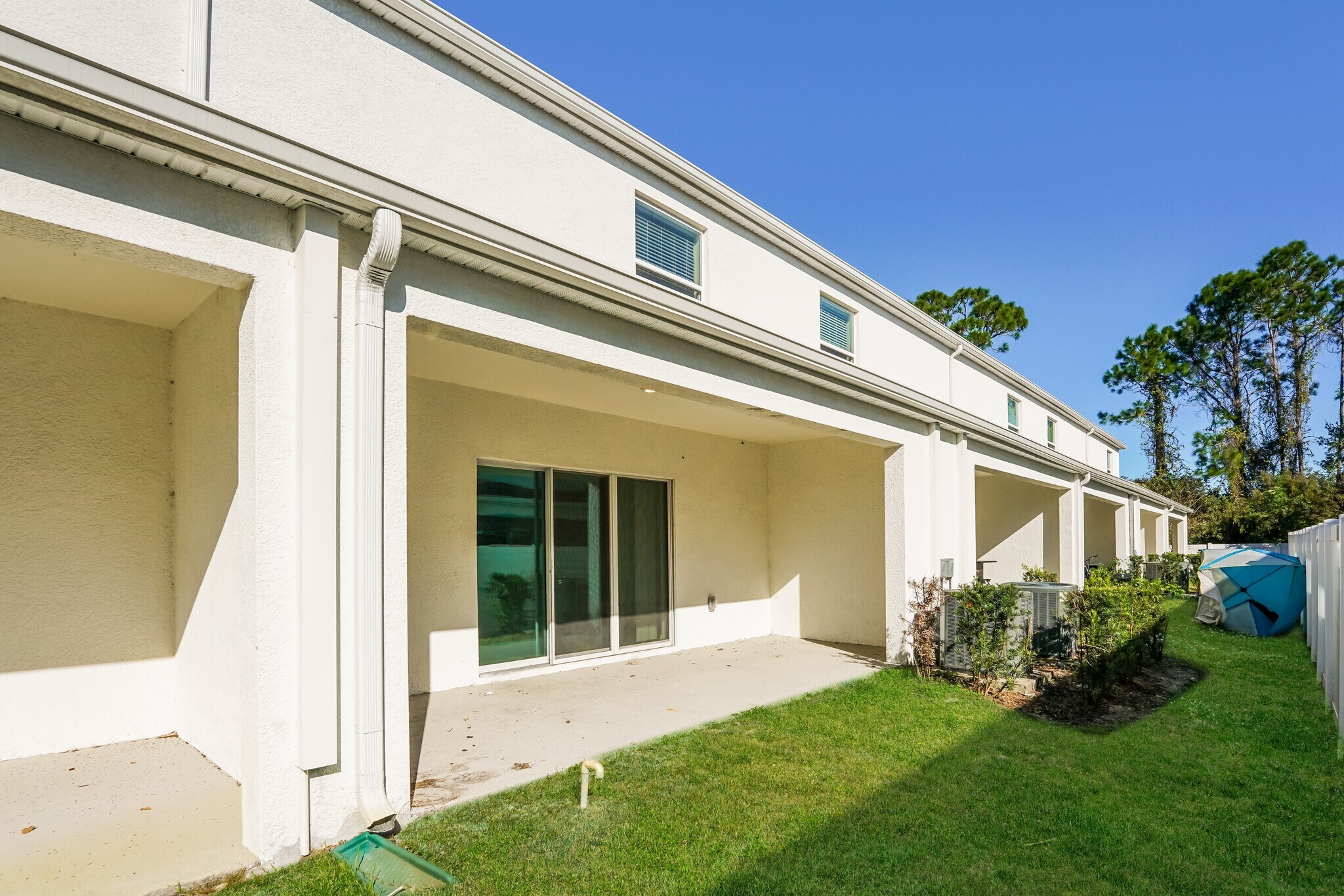 Building Photo - 43 N Center St