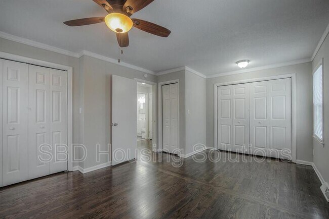 Building Photo - 16003 East 35th St S