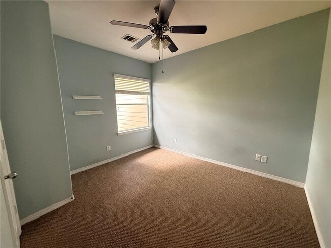 Building Photo - 815 Sterling Creek Cir
