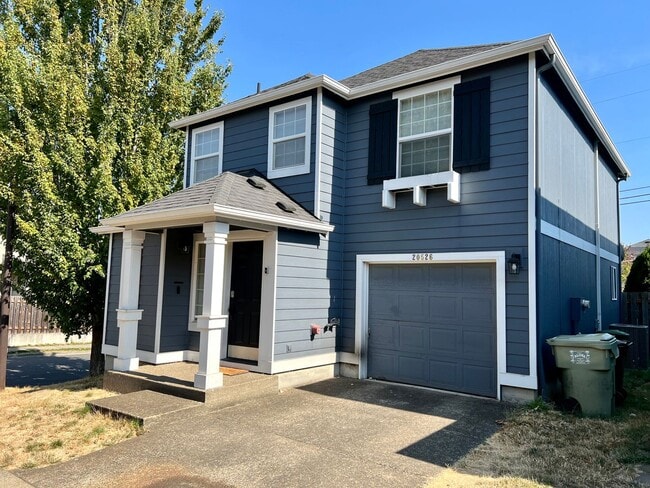 Building Photo - Beaverton Home on Corner Lot with Attached Garage, Fenced Backyard, Deck