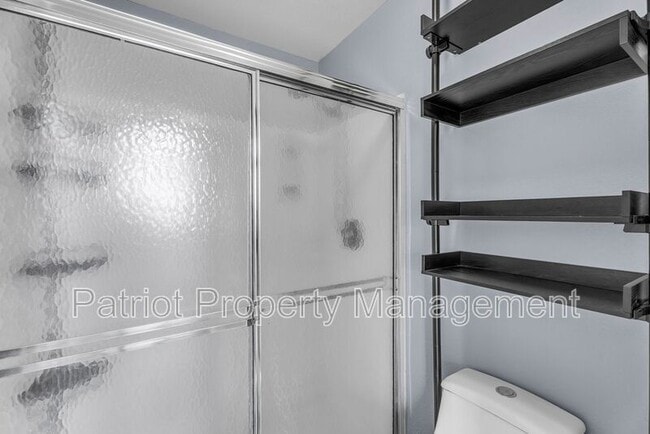Building Photo - 1575 S Pennington Dr