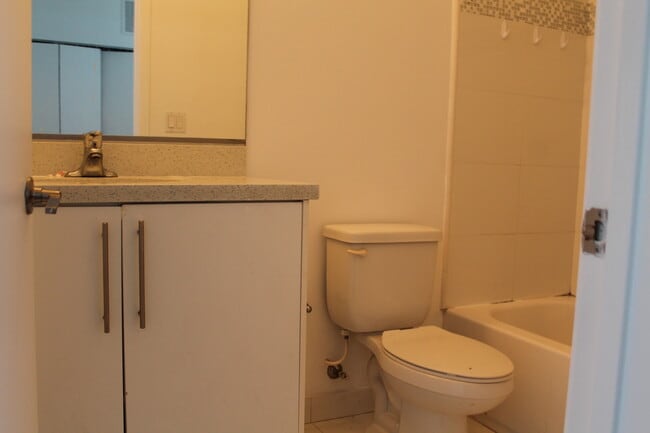 Building Photo - 2630 NE 213th St