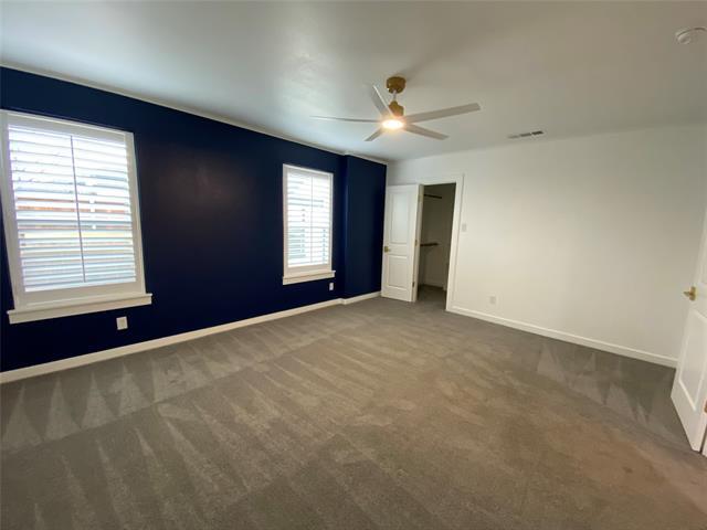 Building Photo - 1223 E Waco Ave