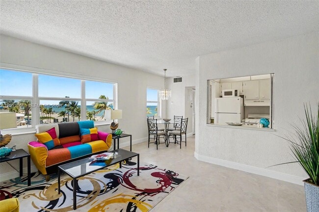 Building Photo - 1801 S Surf Rd