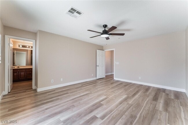 Building Photo - 9169 Column Ct