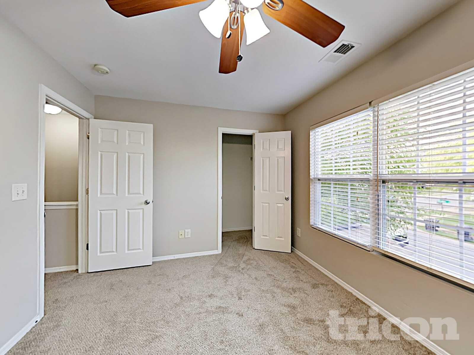 Building Photo - 3728 Charterhall Ln